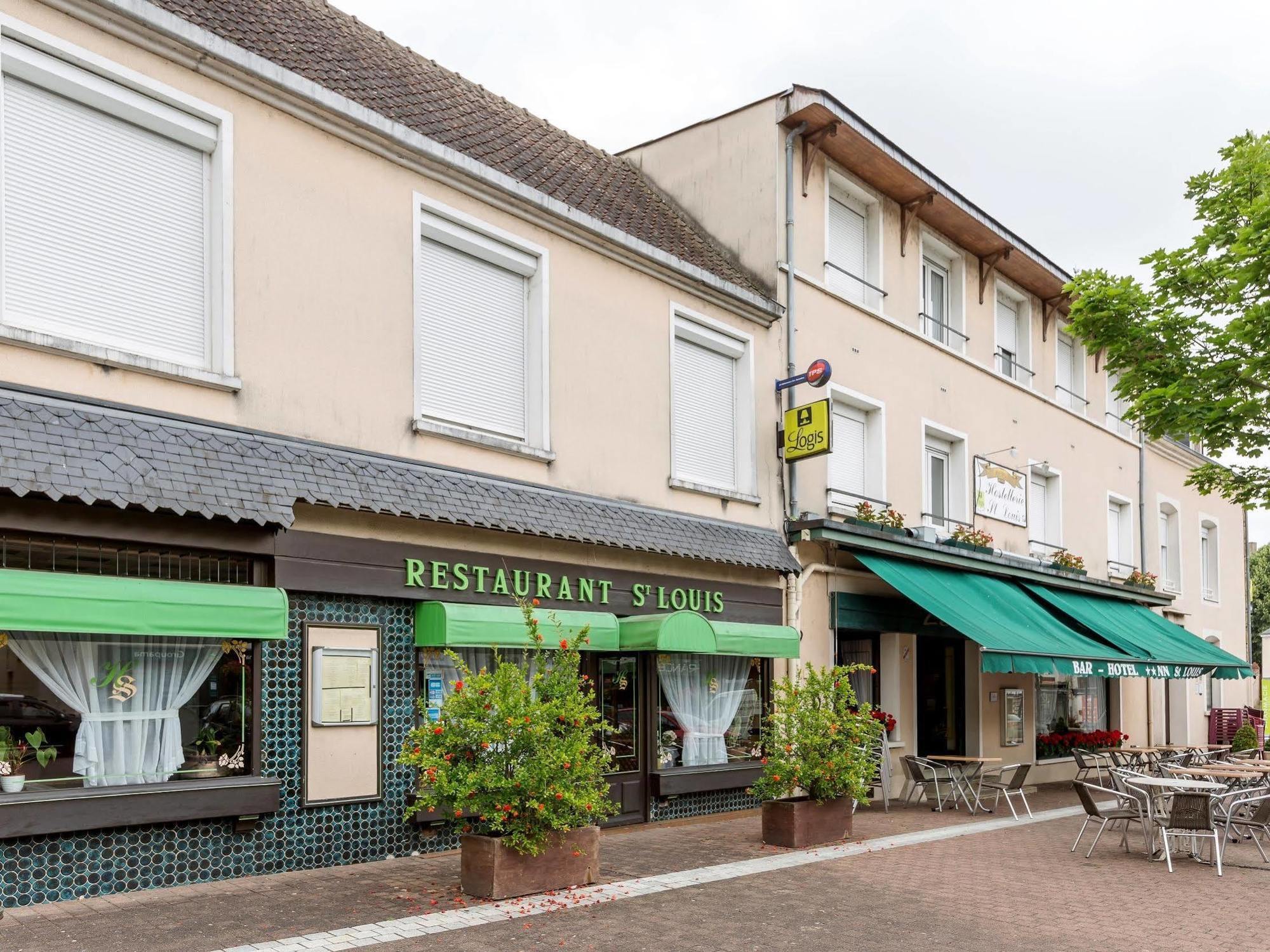 Logis Saint Louis Hotel La Suze-sur-Sarthe Exterior photo